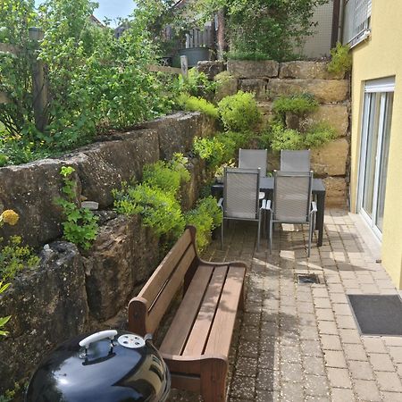 Exclusive Cozy Apartment In The Heart Of Franconia Gaukonigshofen Chambre photo